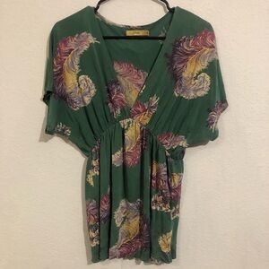 JALOUX Green Feather Print Top